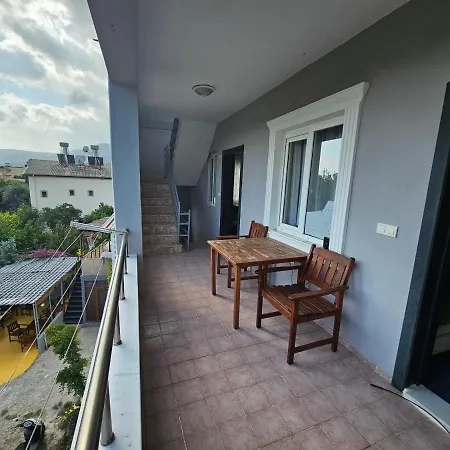 Belhomes * 贝尔迪比