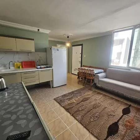 Apartament Belhomes *